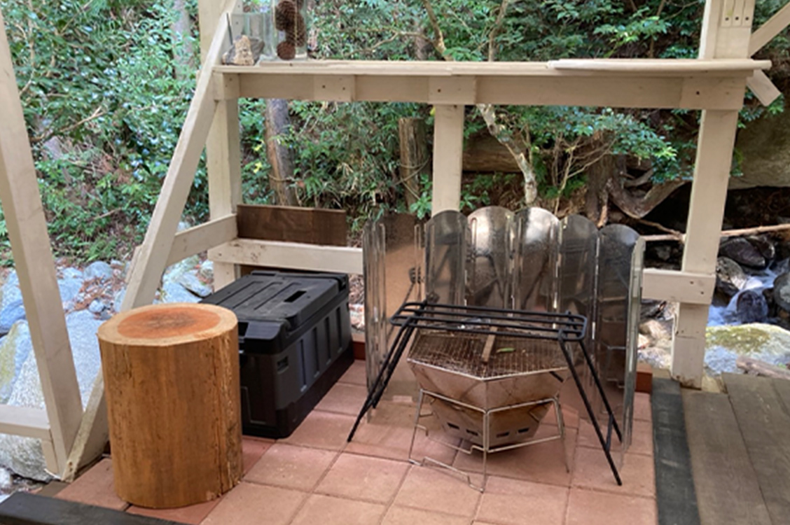 焚き木ができるスペースの写真