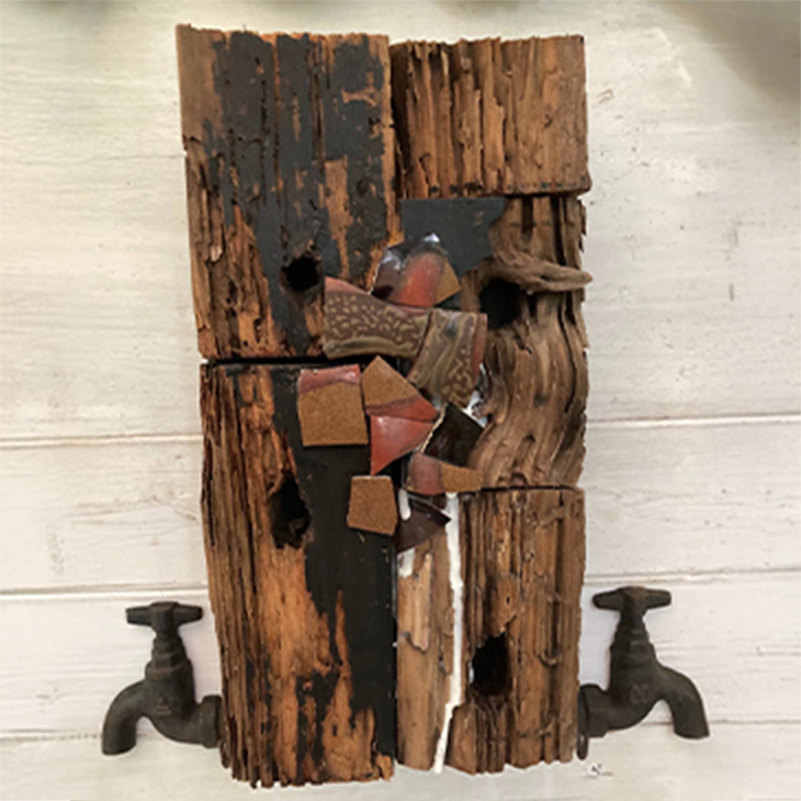 蛇口のオブジェ