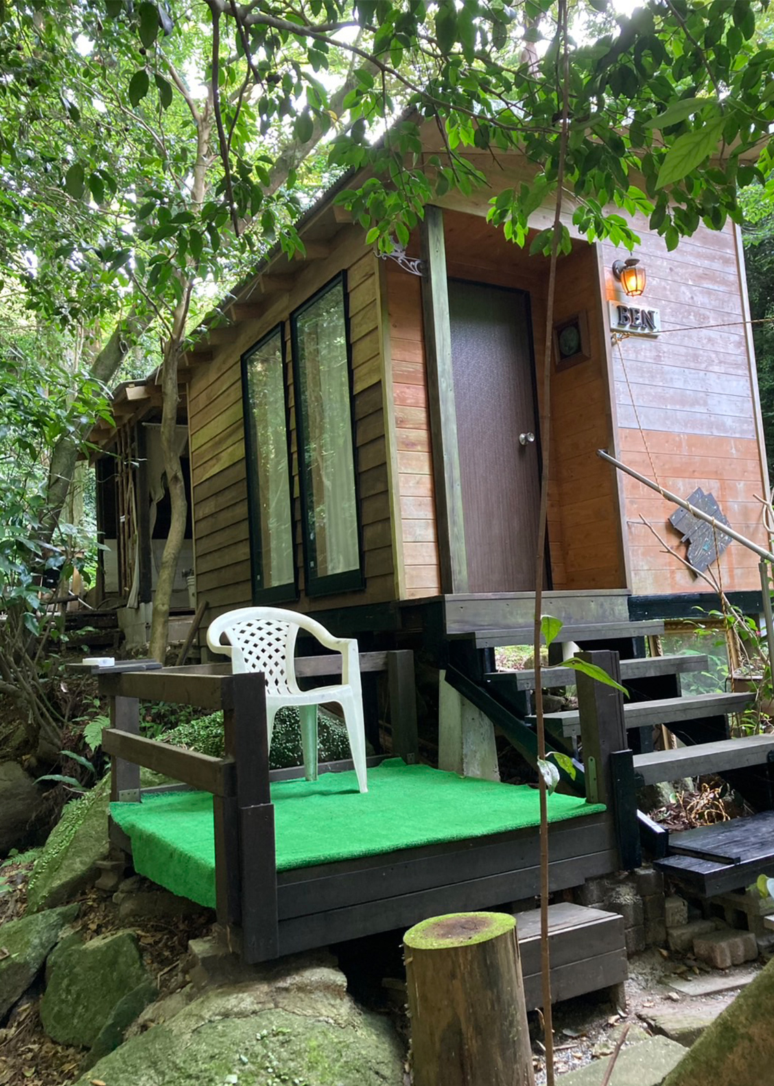 ゲストハウスの外観の裏側の写真